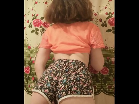 ❤️ Gadis muda seksi menanggalkan celana pendeknya di depan kamera ️❌ Video seks pada kami id.pornovore.ru