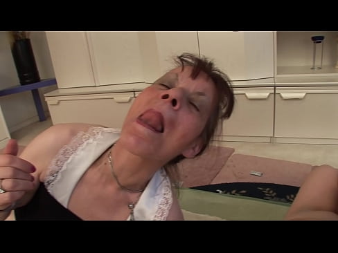 ❤️ Dua nenek dan satu kakek memiliki threesome ️❌ Video seks pada kami id.pornovore.ru