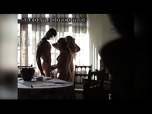 ❤️ Teman seks mengundang pria raksasa dan threesome bersamanya ️❌ Video seks pada kami id.pornovore.ru